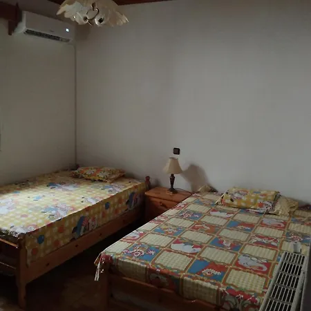 Dimitris House דירה *